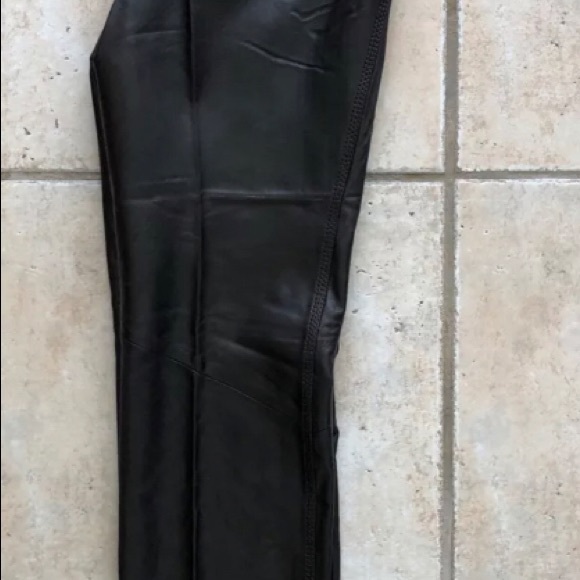 Armani Collezioni Women's Leather Pants, Size 8 - Picture 2 of 5